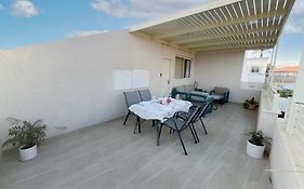 Sea Breeze Oasis